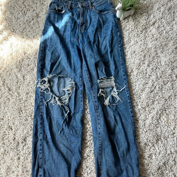 wild fable Denim - Wild Fable Highest Waisted Baggy style distressed blue street denim mom …